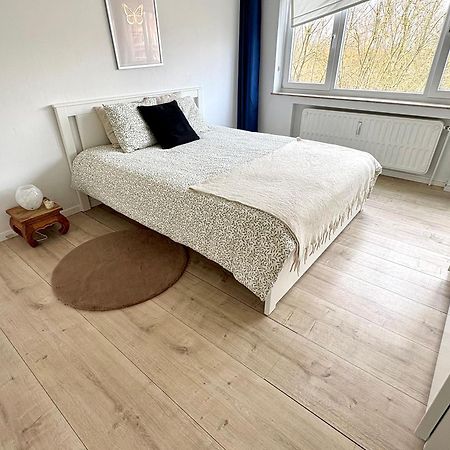 Charming Two Bedroom Flat - Nato - Брюссель Экстерьер фото