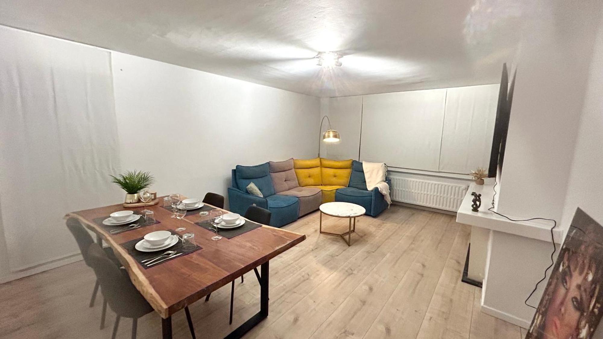 Charming Two Bedroom Flat - Nato - Брюссель Экстерьер фото